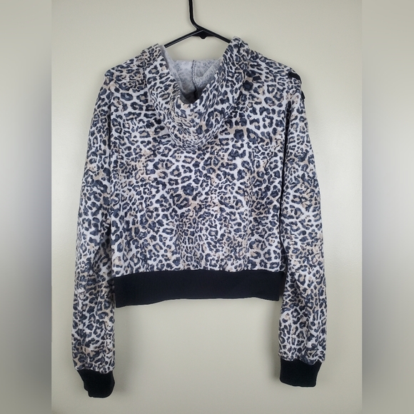 Victoria Secret Sport Leopard Print Crop Hoodie - Picture 5 of 7